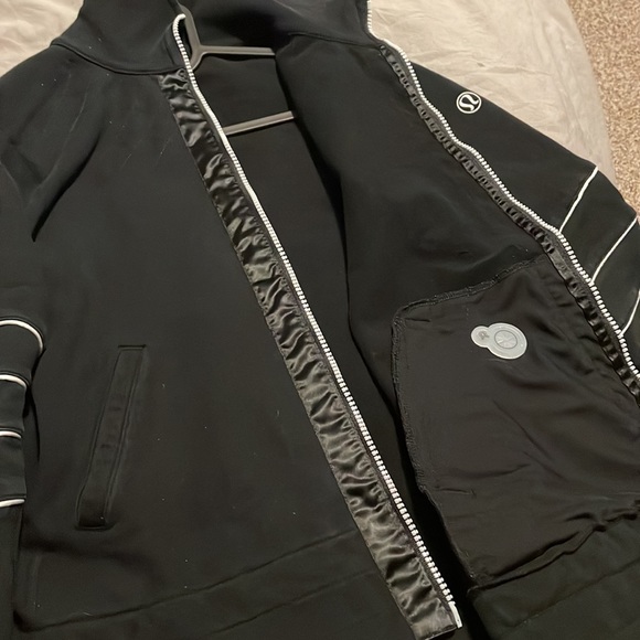 Lululemon slim jacket - Picture 2 of 3